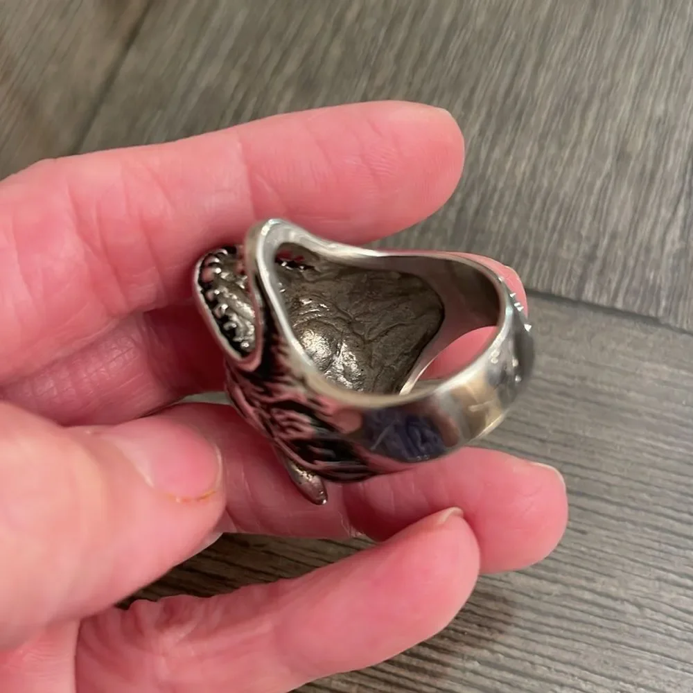 Men’s Wolf Ring Silver-tone Approx Size 10